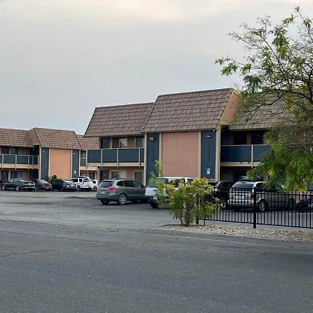 Budget Inn